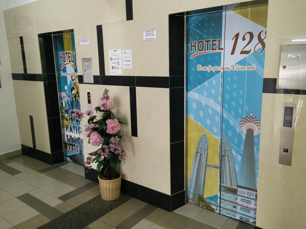 Hotel 128 Kuala Lumpur Bagian luar foto