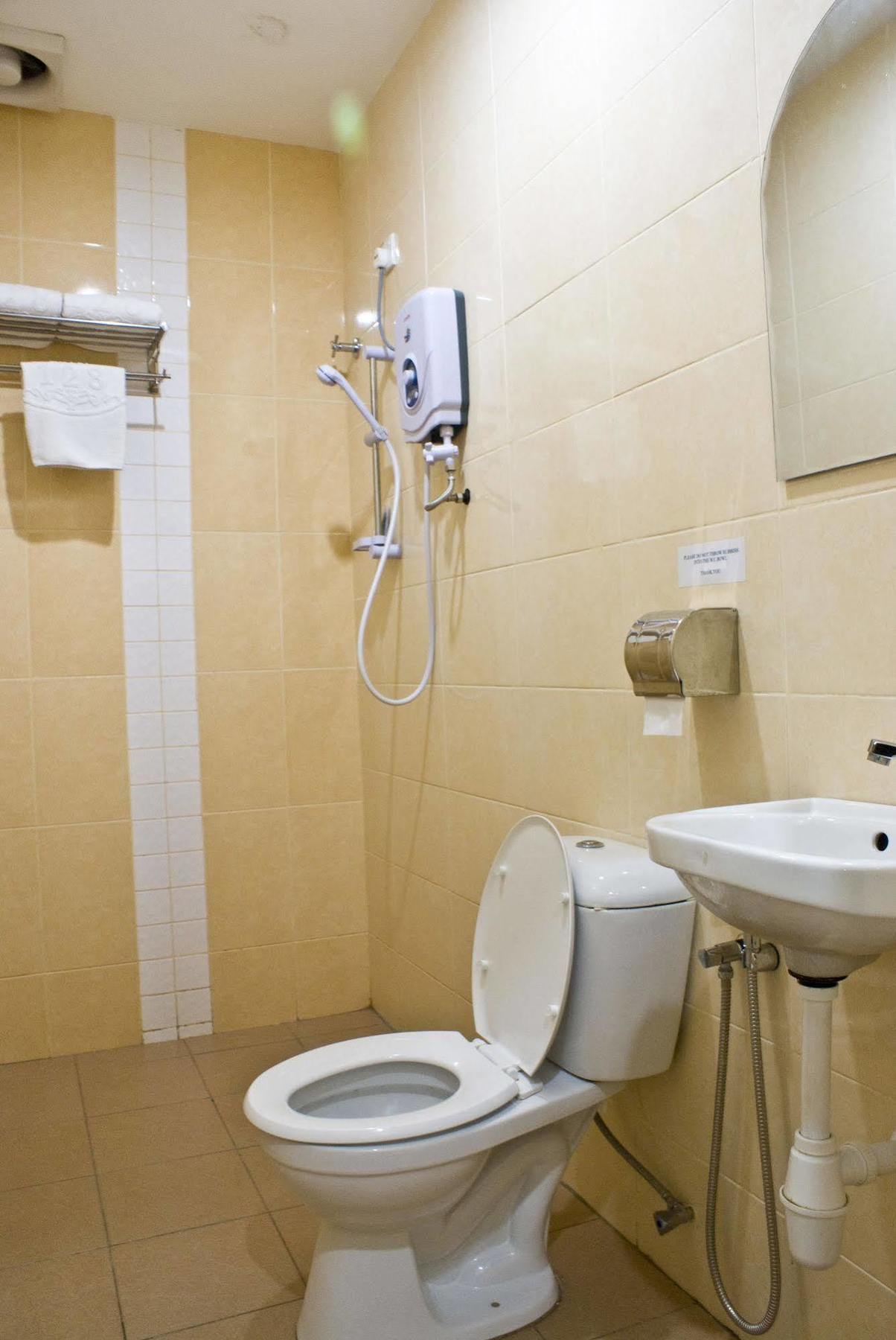 Hotel 128 Kuala Lumpur Bagian luar foto